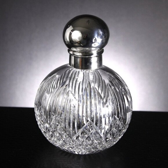 Large 1890 Victorian large silver topped perfume bottle, fancy cologne bottle - Picture 1 of 10